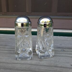 Vintage thick pressed glass silver metal lid salt & pepper shakers set